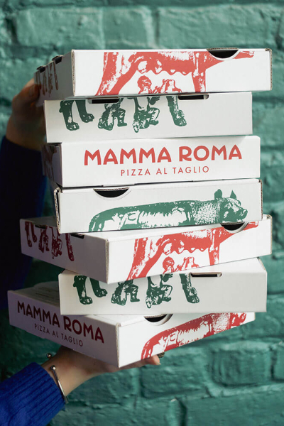 Mamma Roma Ambiance Avec Boites