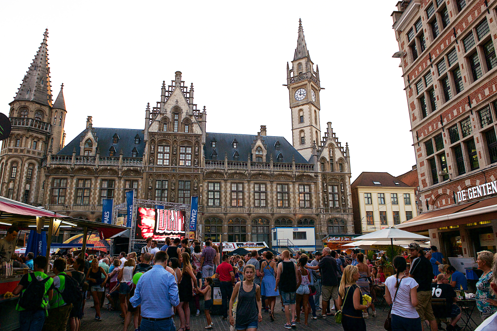 Ghent,,belgium 07,23,2014:,the,korenmarkt,(wheat,market),is,a